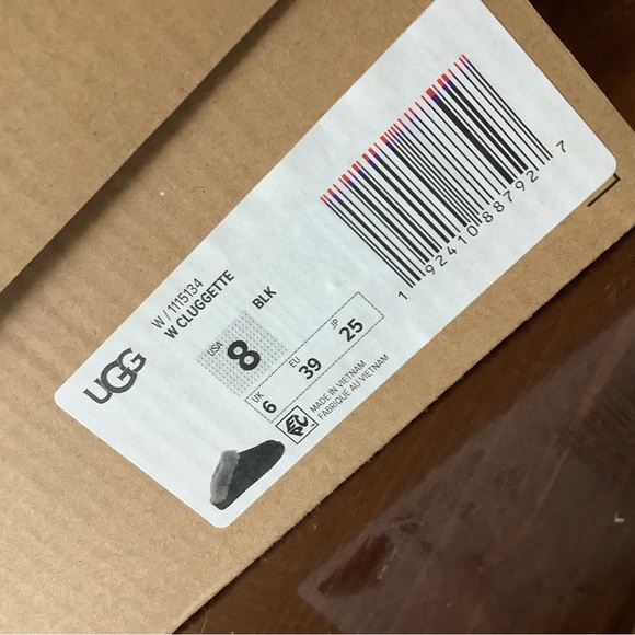 UGG WOMENS CLUGGETTE black and gray slippers - Picture 10 of 16